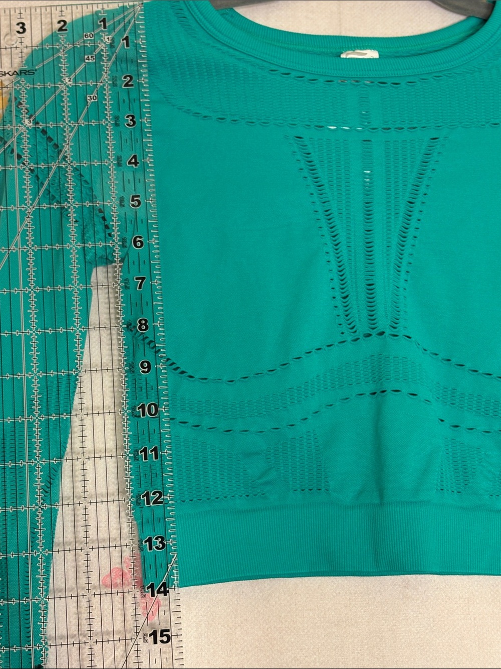 Fabletics - Teal Knit Long-Sleeve Crop Top - Picture 8 of 10